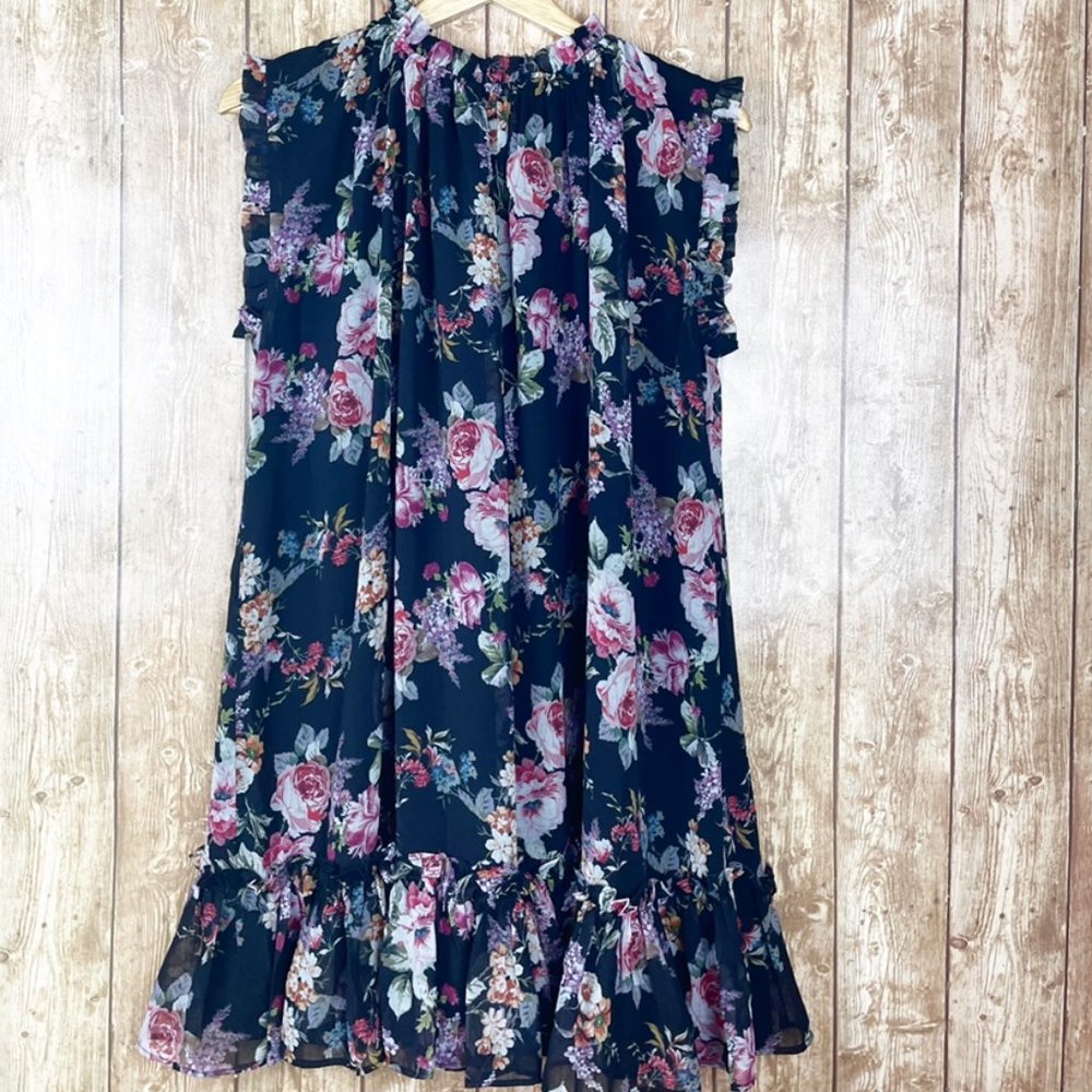 VICI - Moon River Floral Chiffon Dress